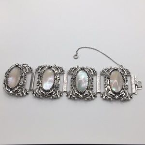 Gorgeous vintage Whiting & Davis MOP Bracelet
